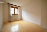 Gepflegter Familienhit mit viel Platz - 5 Zimmer - voll unterkellert