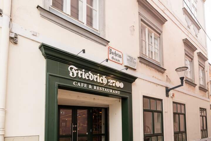 Top-Gastronomie nähe Hauptplatz – ehemals mit zwei Falstaff-Gabeln ausgezeichnet – zu verpachten!, Gewerbeobjekt-miete, 5.500,00,€, 2700 Wiener Neustadt(Stadt)