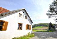 Traditioneller Vierkanthof - Idyllischer Innenhof – Erleben Sie im Innenhof Ihr open air Wohnzimmer