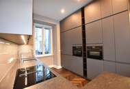 Hochwertig kernsanierte Altbauwohnung direkt am Stadtpark, erste Reihe!