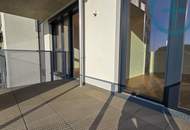 BEFRISTET VERMIETET| 2 ZIMMER-HIT INKL. BALKON &amp; FITNESS-STUDIO