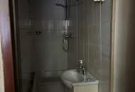 Südseitige 2 Zimmer Wohnung mit Sanierungsbedarf in absoluter Ruhelage mit Hofausrichtung