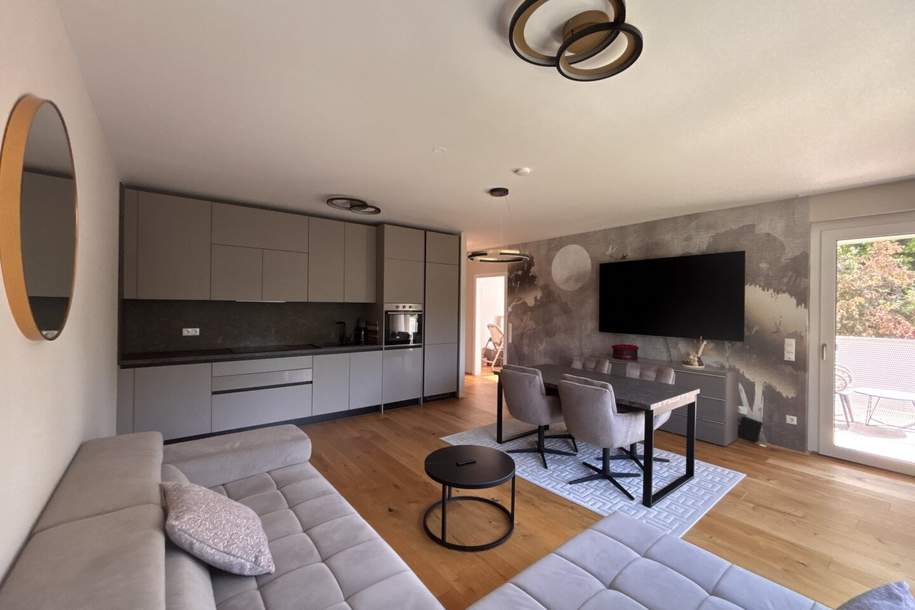 Luxury Living zwischen Bahnhof und Innenstadt | Exklusiv möbliert | Sofort bezugsfertig | Freier Grünblick | Loggia, Wohnung-miete, 1.800,00,€, 2700 Wiener Neustadt(Stadt)