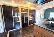 Wer teilt, gewinnt! Generalsaniertes Haus für 2 - 2 Wohnungen, großer Garten mit Pool, Poolhaus - ideal für Großfamilien, Freundesbünde u.Ä. - Neuzeug