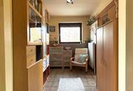 Provisionsfrei !!! Großzügiges Haus mit 7 Zimmer und 2 Eingängen am Ortsrand von Tschurndorf!