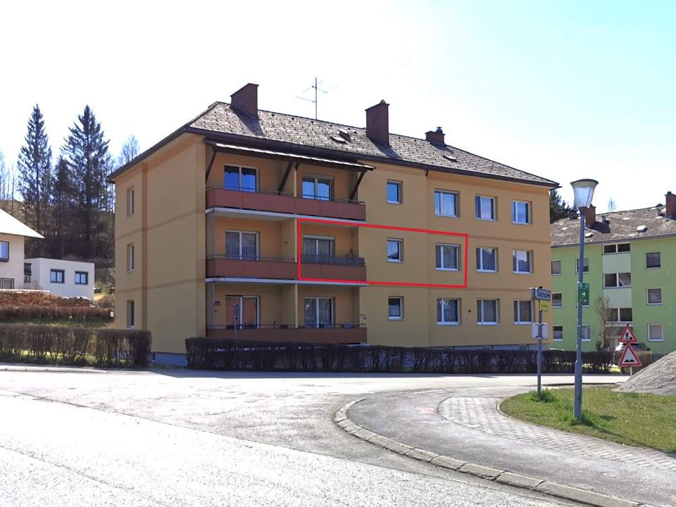 ZU VERMIETEN -Teilmöblierte 52m² Wohnung mit Balkon im 1. Stock