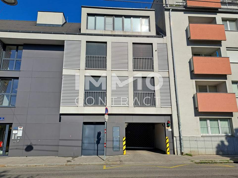 ATTRAKTIVE TOP WOHNUNG zu Top Preis ! 3 Zimmer, Terrasse und Garagenplatz in Liesing !