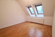 VIKTORGASSE, FERNBLICK, 84 m2 Dachgeschoß mit 30 m2 Terrasse, 2 Zimmer, Wohnküche, 2 Bäder, Parketten, U1-Nähe