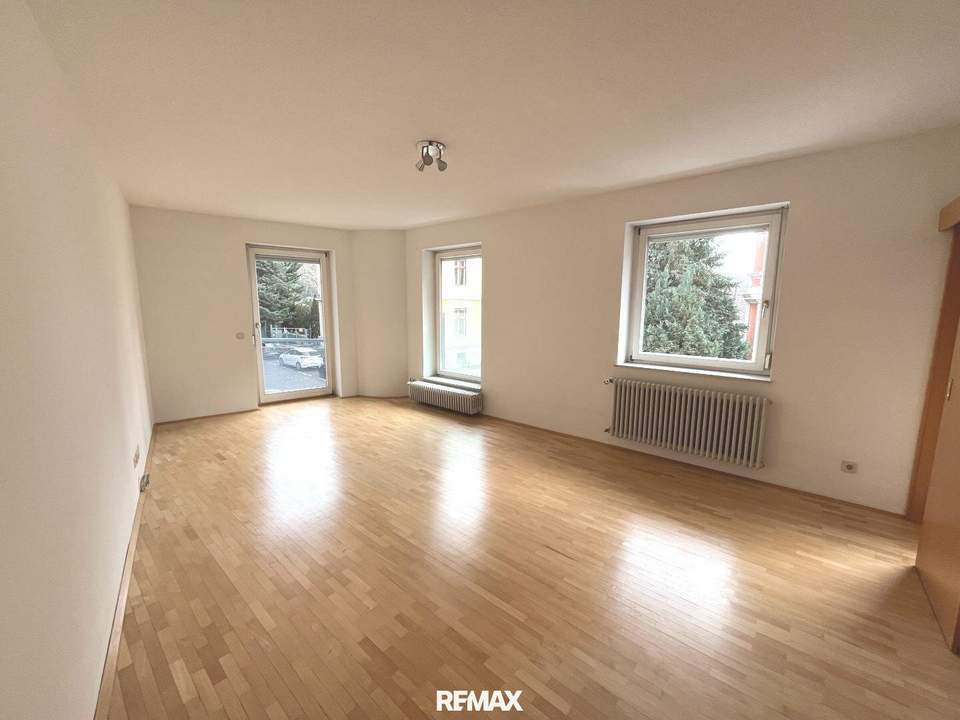 Schöne, helle 3-Zimmer-Wohnung mit TG-Parkplatz in bester Lage in Geidorf!