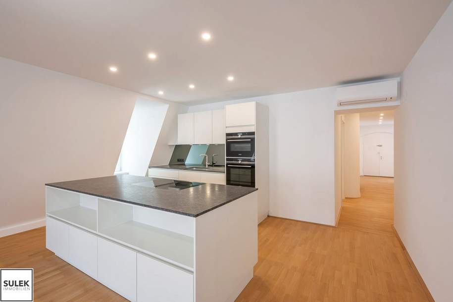 traumhafte 3 Zimmer DG-Wohnung mit großem Wohnsalon in Bestlage * mit Blick zum Stephansdom *, Wohnung-miete, 3.999,00,€, 1010 Wien 1., Innere Stadt