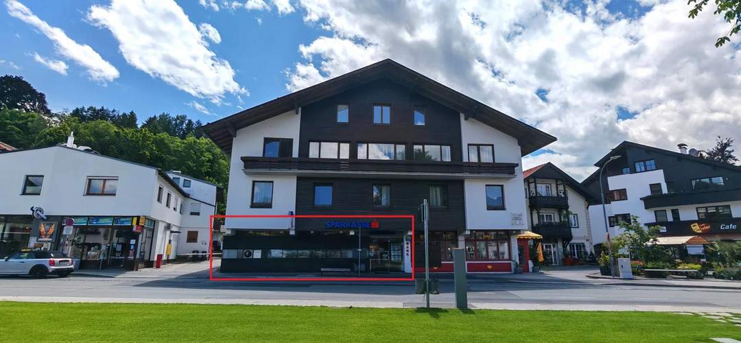 Ab sofort: Großzügiges Geschäftslokal im Herzen von Igls (#10440)
