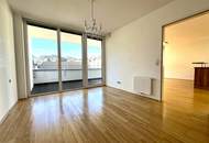 Famose 4-Zimmer-Wohnung mit Loggia in zentraler Lage!