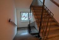 Perfekte Singlewohnung ab 1.1.2026 (1 Zimmer + separate Küche) im 3. Stock OHNE Lift - Grünblick nähe Bahnhof Atzgersdorf!