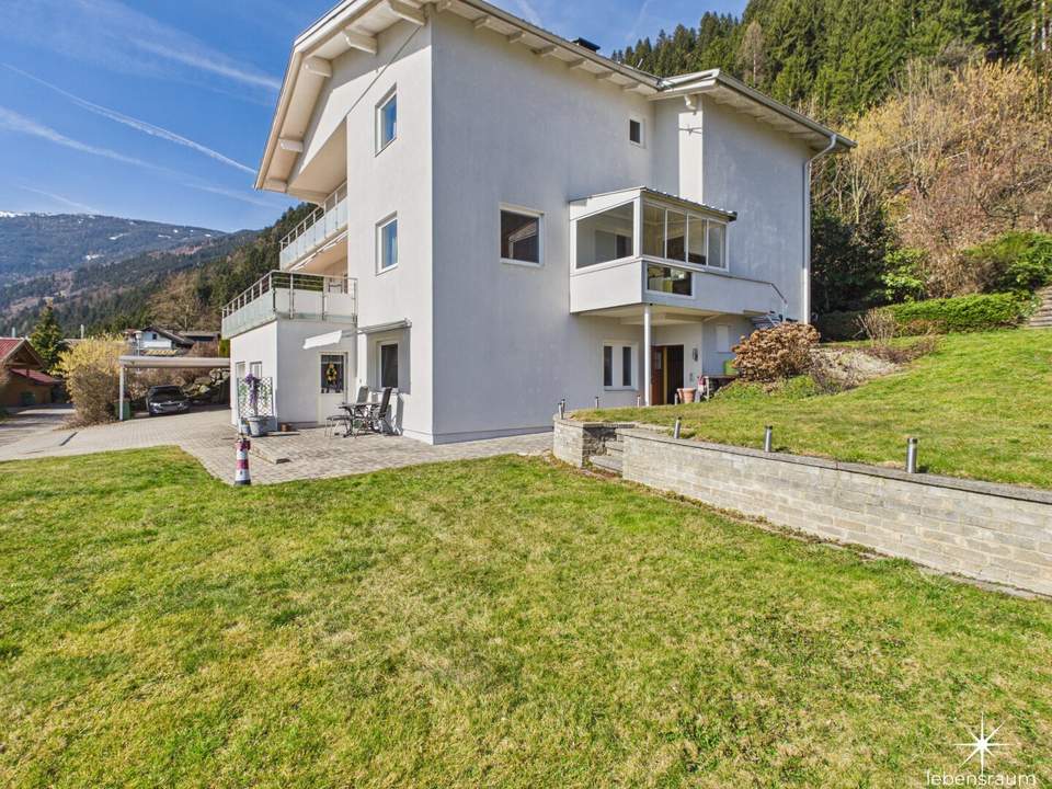 TRAUM SEEBLICK - großzügiges 11-Zimmer-Haus in Stiegl/Steindorf am Ossiachersee mit 2 Balkonen, 2 Terrassen.