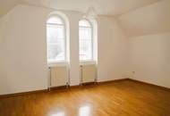 Wunderschönes Grundstück mit kleinem Zinshaus im Ortskern von Weissenbach an der Triesting!