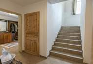 Großzügiges Einfamilienhaus in ruhiger Grünlage!