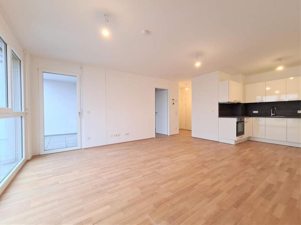 Terrassenwohnung mit Fernblick und Panoramafenster = ein SOMMERHIT!