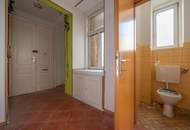 ++NEU++ 3-Zimmer ALTBAUWOHNUNG (sanierungsbedürftig) in ruhiger Lage!