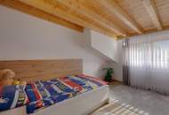 Sonnig & Ruhig: Charmantes Ein-/Zweifamilienhaus mit viel Potenzial