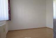 Helle 4 Zimmerwohnung mit Balkon
