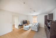 Modernes Wohnen im historischen "Herrenhaus" TOP 7 mit Loggia