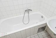 Urbanes Wohnen am Waldmüllerpark – Stilvolle 2-Zimmer-Wohnung mit Fernblick