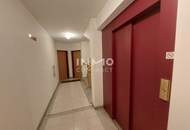 BITTE NUR SCHRIFTLICHE ANFRAGEN Helle 2-Zimmer-Wohnung in der Laudongasse, straßenseitig gelegen