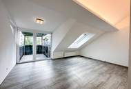 Moderne Dachgeschosswohnung mit 2 Zimmern & sonnigem Balkon nahe der Mur in Graz-Lend