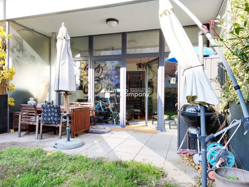 Maisonetten - Wohnung mit GARTEN und Loggia - 2 Garagenstellplätze - Wohnen wie in einem Haus!