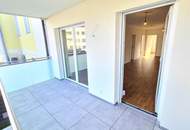 Tolle neuwertige, heizkostensparende 3 Zimmerwohnung mit Küche und Loggia in zentraler Kleinmünchner Lage!