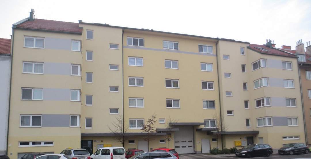 sehr gut aufgeteilte 3-Zimmer-Wohnung mit Balkon (unbefristet)