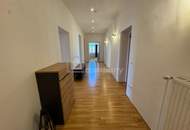 Preis reduziert! Großzügige 123 m² Altbauwohnung mit 34 m² Terrasse & 2 Balkonen