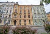 Sanierungsbedürftige 2-Zimmer-Wohnung in Saggen mit Entwicklungspotenzial