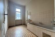 Sanierungsprojekt! Altbauwohnung mit Potenzial in zentraler Lage – 74m² zur freien Gestaltung in Innenhofruhelage