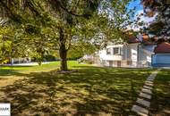 Traumhafte Villa mit historischem Flair, großem Garten, Pool, Sauna & und vielem mehr!