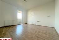 GERÄUMIG & HELL | 3-Zimmerwohnung mit Loggia