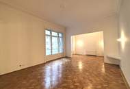 Altbaujuwel! Wunderschöne 4-Zimmer Wohnung mit Loggia, Balkon + 2 Bädern!