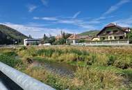 SOLIDES, LEISTBARES WOHNHAUS MIT CARPORT UND LAUBE IN BEGEHRTER, NATURNAHER WOHNLAGE DIREKT AM WASSER IN TRAUMHAFTER AUSSICHTSLAGE AN DER KREMS