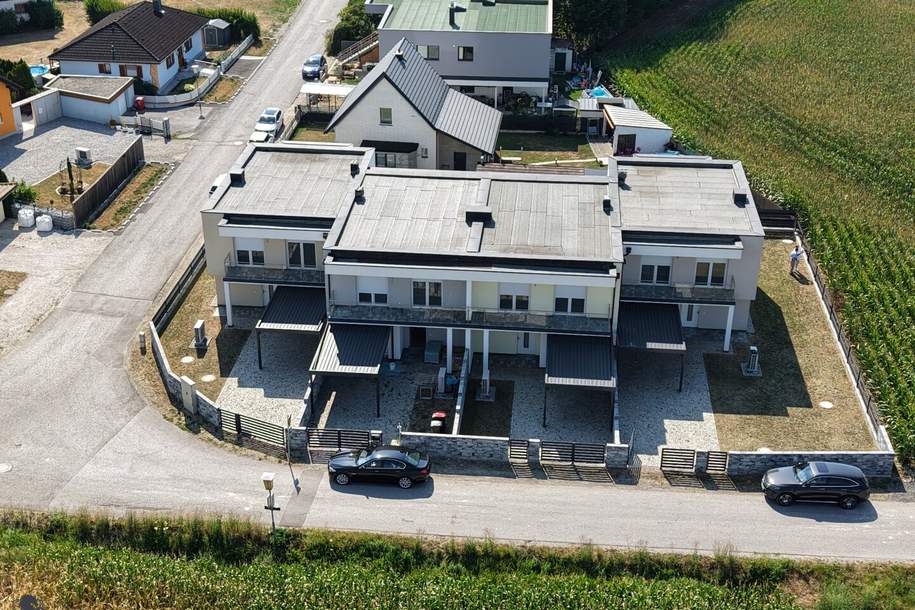 Drei moderne Reihenhäuser mit 4 Schlafzimmern, Garten, Garage und Carport – Erstbezug in Rennersdorf, Haus-kauf, 360.000,€, 3200 Sankt Pölten(Land)