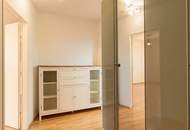 Einziehen und Wohlfühlen! Nette 2-Zi-Wohnung mit Loggia