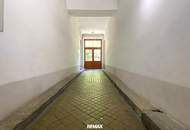 Drei-Zimmer-Dachgeschoß-Wohnung in U-Bahn und S-Bahn-Nähe