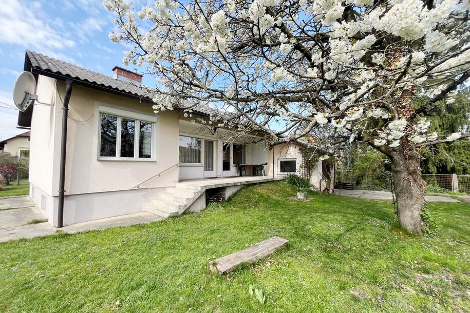 PLATZ zum WACHSEN – sanierungsbedürftiges Haus mit großem Garten und traumhaften Bäumen in Graz Liebenau! Bungalow mit Ausbaureserve!, Haus-kauf, 399.000,€, 8041 Graz(Stadt)