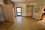 Einfamilienhaus mit Nebengebäuden!