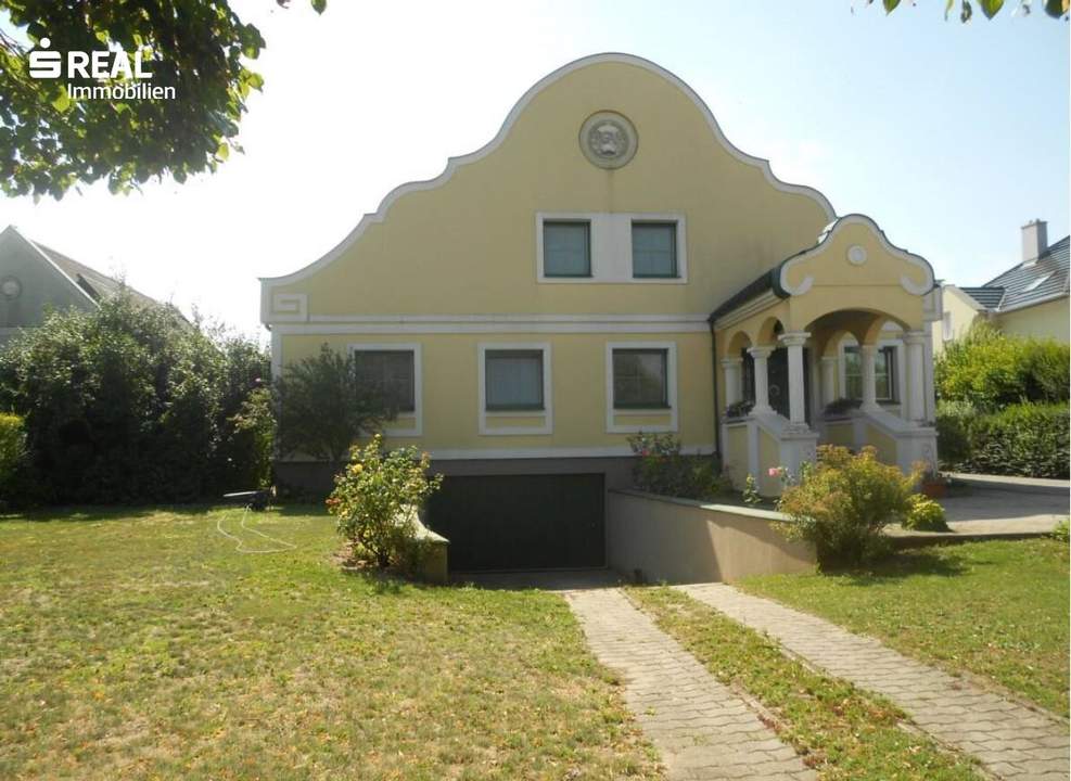 Versteigerung - geräumiges Einfamilienhaus auf großem Grundstück