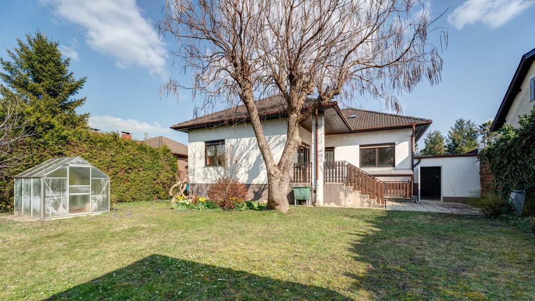 NEU AM MARKT ! Perfekt geschnittenes Einfamilienhaus !