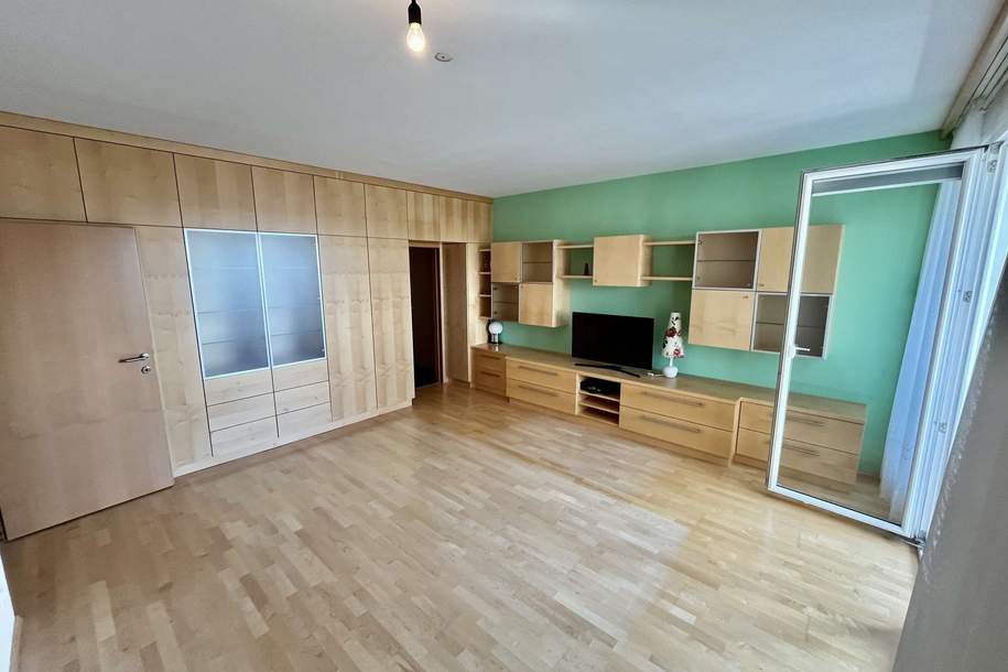 3,5-Zimmerwohnung mit 89 qm und Blick über St.Pölten!, Wohnung-kauf, 169.000,€, 3100 Sankt Pölten(Stadt)