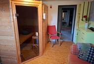 Repräsentatives Einfamilienhaus mit großen Garten, Naturpool, Wellnessbereich & autarker Energieversorgung