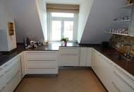 Wohntraum mit großer Dachterrasse und Garage in Grün- Ruhelage