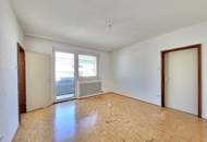 Gemütliche Zwei-Raum-Whg. mit Loggia und Parkmöglichkeit!