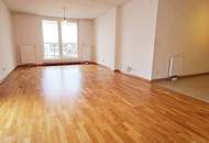 DACHGESCHOSS, gepflegte 103 m2 Neubau mit Loggia und Balkon, Wohnküche, 3 Zimmer, Wannenbad, Parketten, Holbeingasse